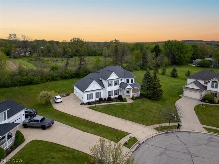8772 Waterford Court, Streetsboro, OH - Photo 3