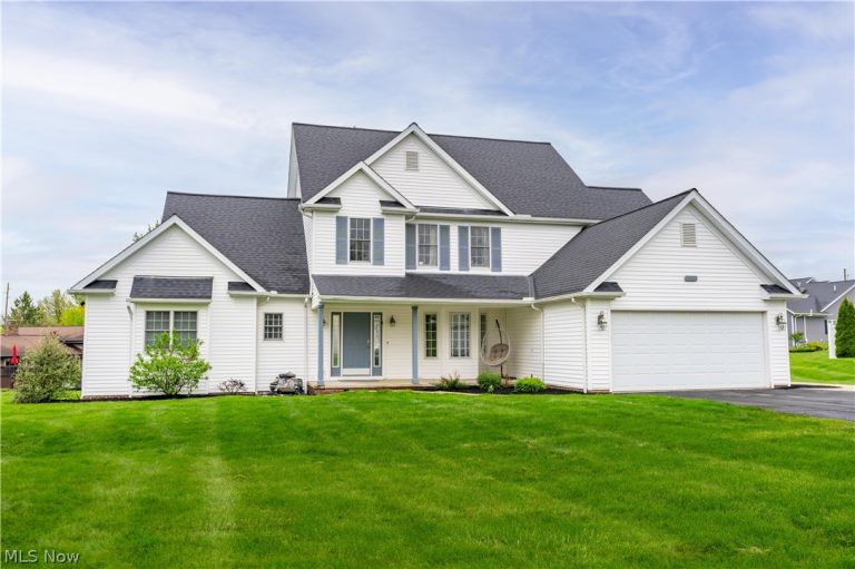 30 Pine Villa Trail #5, Aurora, OH, 44202