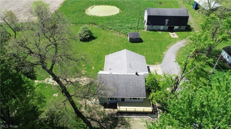 4191 Hallock Young Road, Newton Falls, OH - Photo 3
