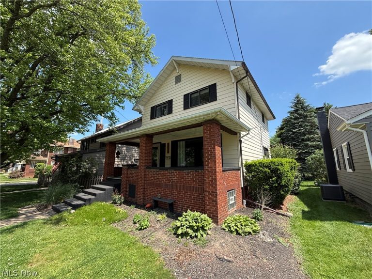 1033 Eastport Avenue, Uhrichsville, OH - Photo 3