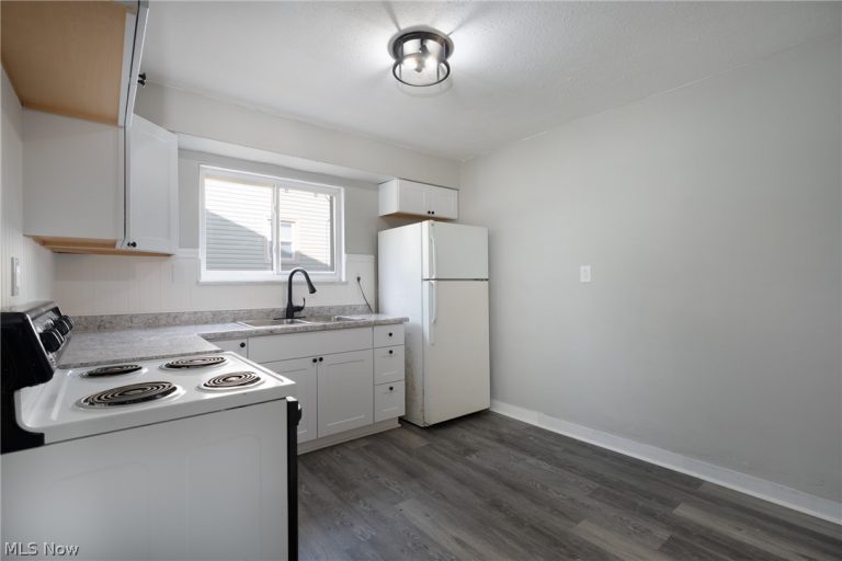 14405 Hale Avenue, Cleveland, OH - Photo 5