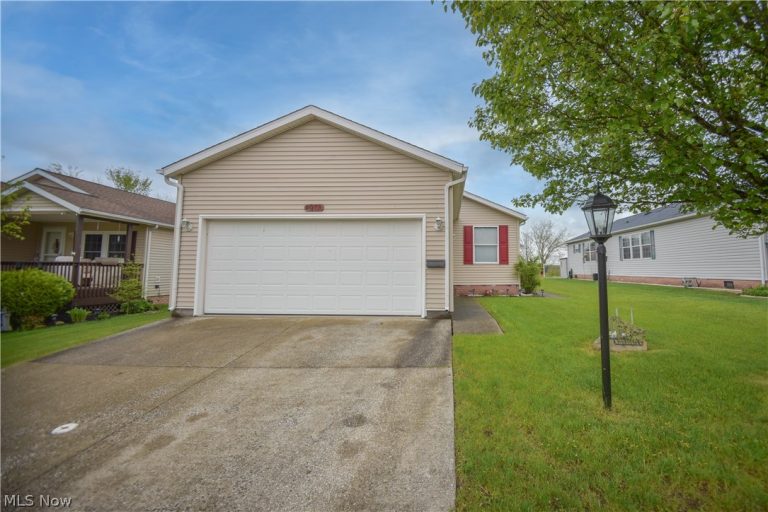 9075 Redhawk Drive, Streetsboro, OH - Photo 2