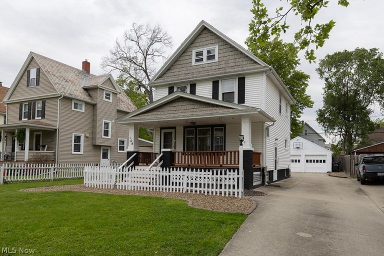 144 Cornell Avenue, Elyria, OH - Photo 2