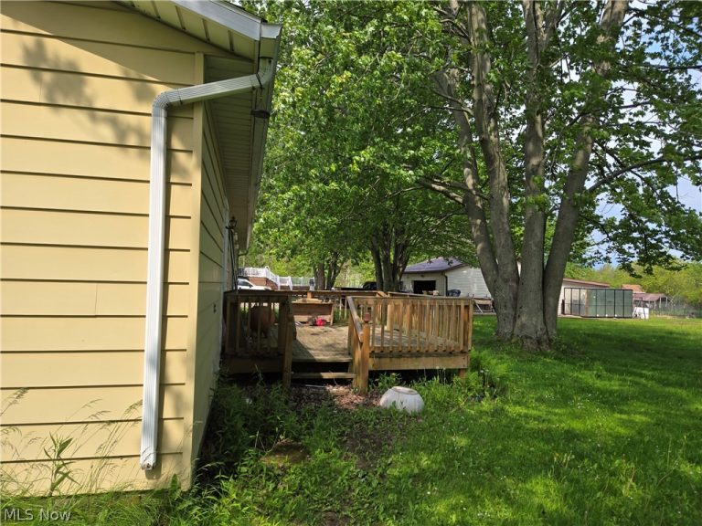 5401 Maple Avenue, Geneva, OH - Photo 3