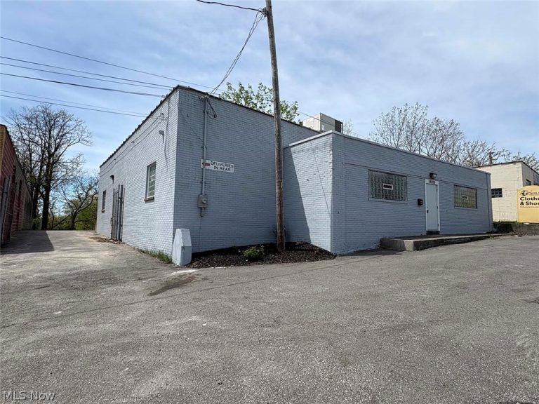 19200 Miles Road, Warrensville Heights, OH, 44128