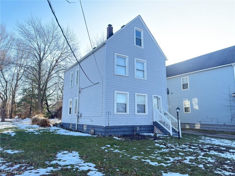 3579 72nd Street, Cleveland, OH - Photo 3