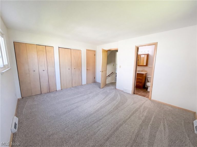 5444 Kenbridge Drive, Cleveland, OH - Photo 4