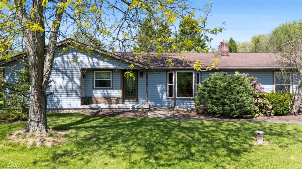 4676 Parkman Road, Southington, OH