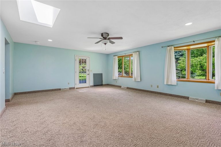 1147 Ridgeview Drive, Brunswick, OH - Photo 2