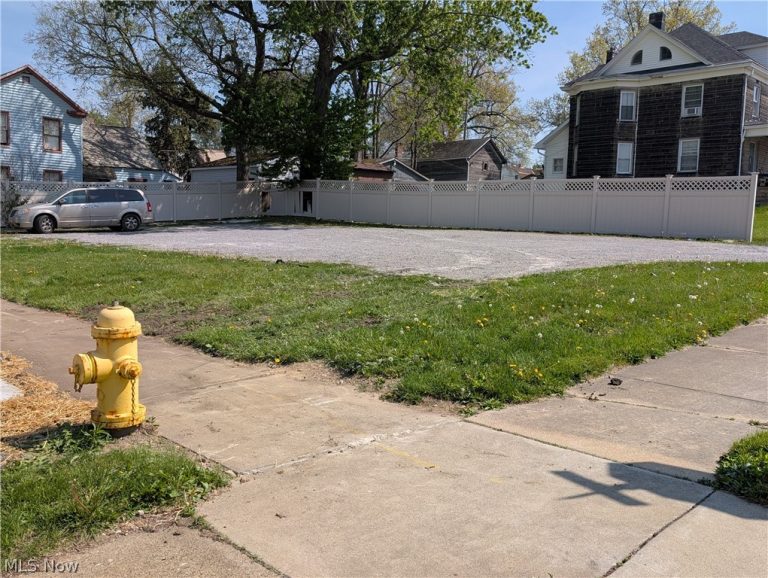 3rd Street, Salem, OH, 44460