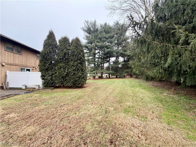 792 Kingwood Drive, Bolivar, OH - Photo 8