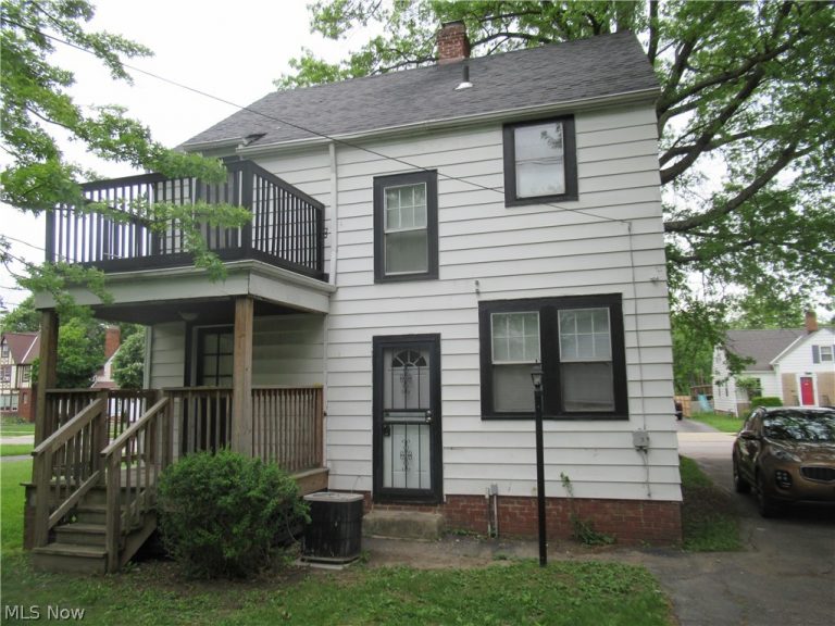 3824 Antisdale Road, South Euclid, OH - Photo 4