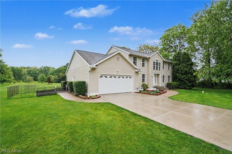 992 Martin Road, Mogadore, OH - Photo 4