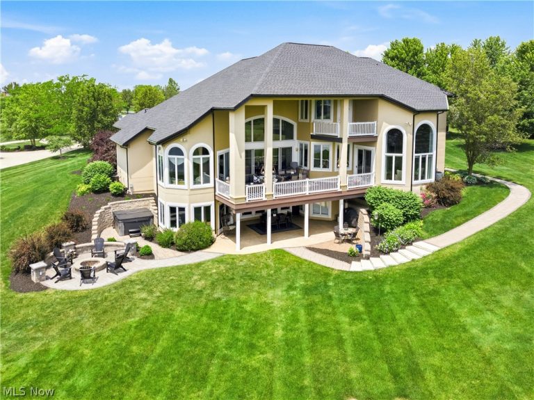 6510 Foxglove Drive, Medina, OH - Photo 3