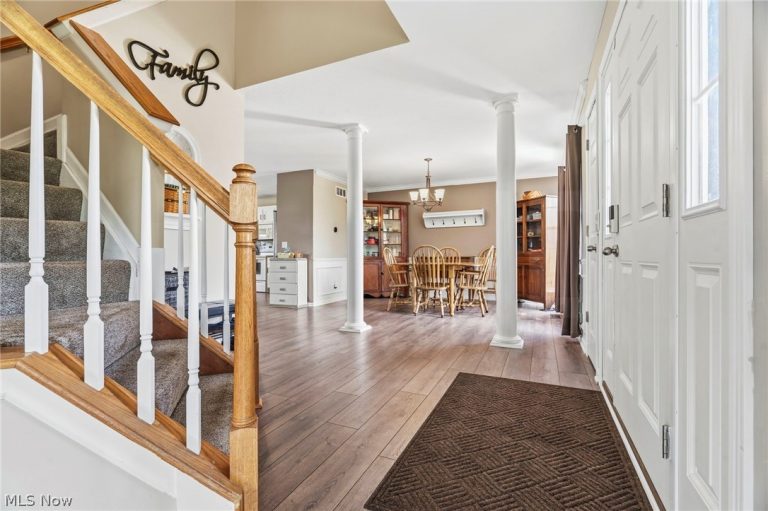4297 Brookview Court, Uniontown, OH - Photo 5