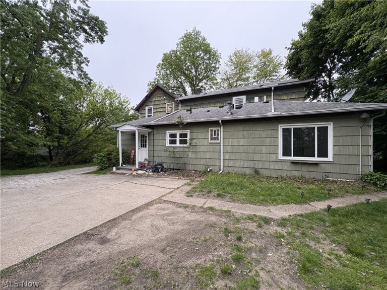 727 Wooster Road, Barberton, OH - Photo 6