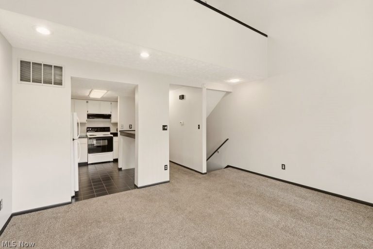 614 James Avenue #6A, Cuyahoga Falls, OH - Photo 6