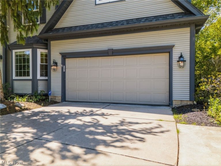 2984 Silver Maple Drive, Fairlawn, OH - Photo 5