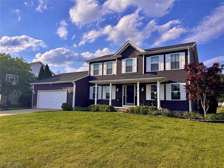 11270 Grand Valley Drive, Uniontown, OH - Photo 2