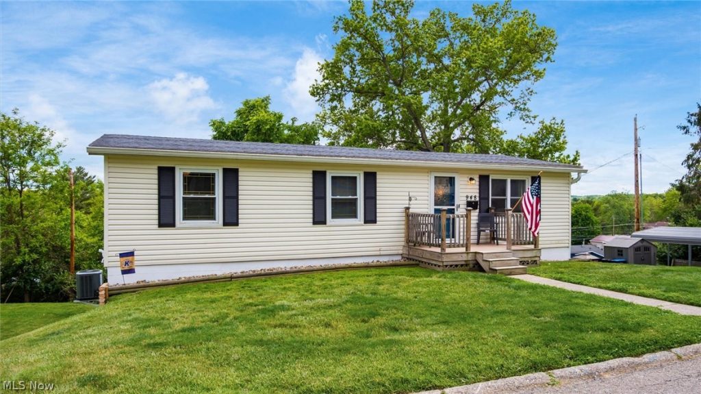 948 Moorewood Drive, Zanesville, OH