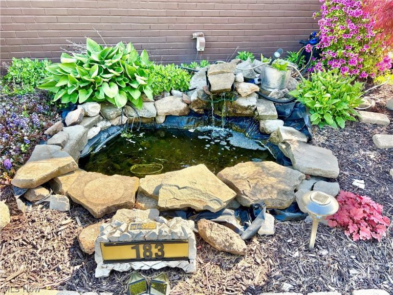 183 Overlook Drive, Eastlake, OH - Photo 5