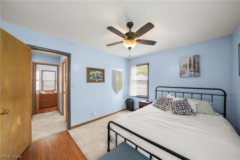 14902 James Avenue, Maple Heights, OH - Photo 6