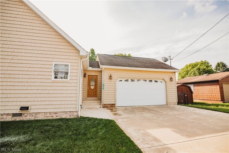 100A 37th Street, Vienna, WV - Photo 5