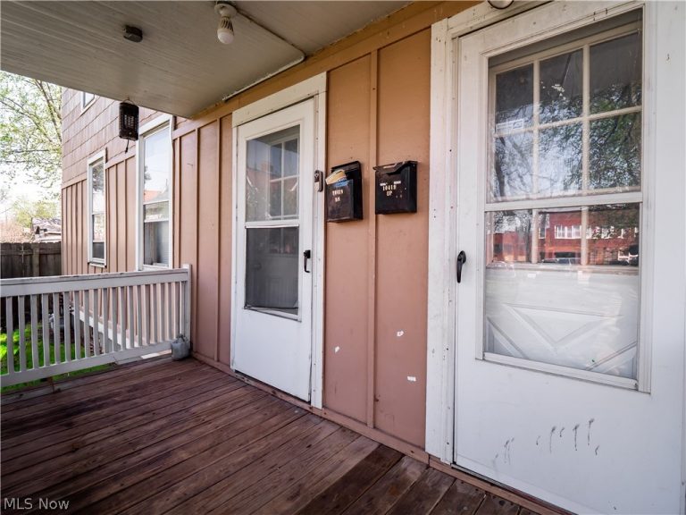 10419 Ignatius Avenue, Cleveland, OH - Photo 4