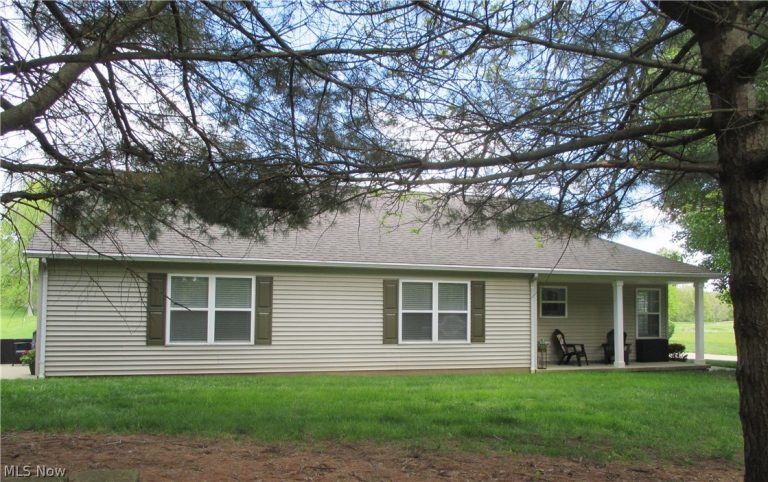 2399 Marlborough Drive, Uniontown, OH - Photo 8