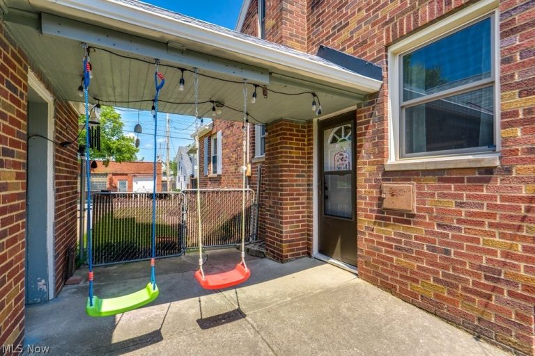 2035 Tampa Avenue, Cleveland, OH - Photo 4
