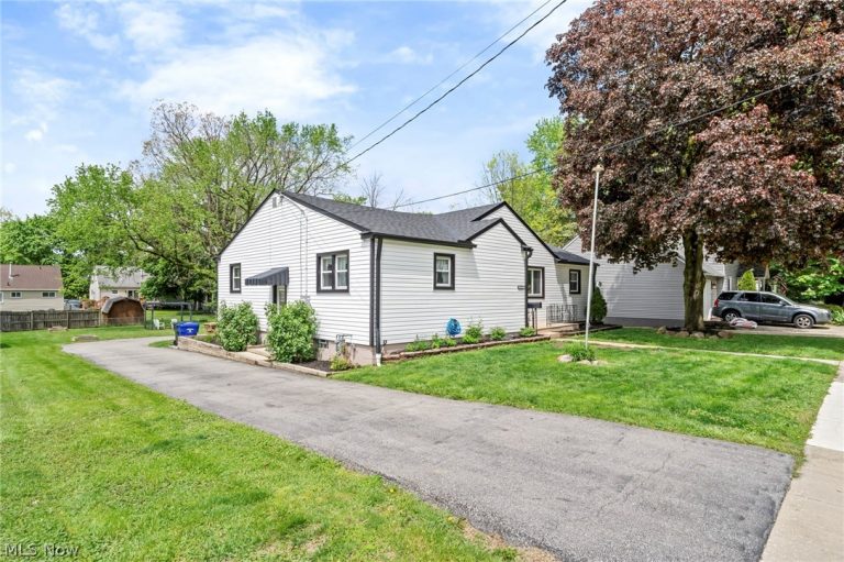1772 High Street, Cuyahoga Falls, OH - Photo 4