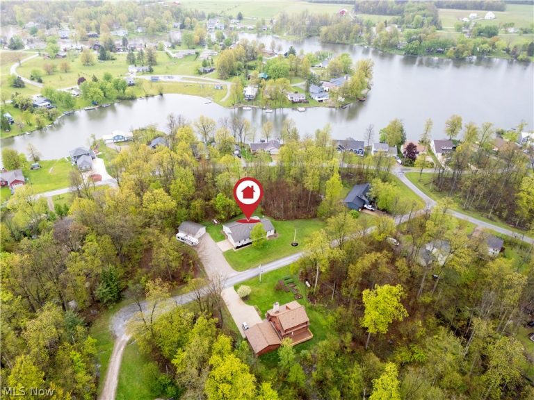 5073 Burgundy Court, West Salem, OH - Photo 2