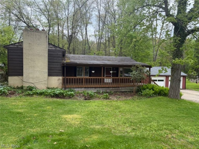 6425 Wall Street, Ravenna, OH - Photo 3