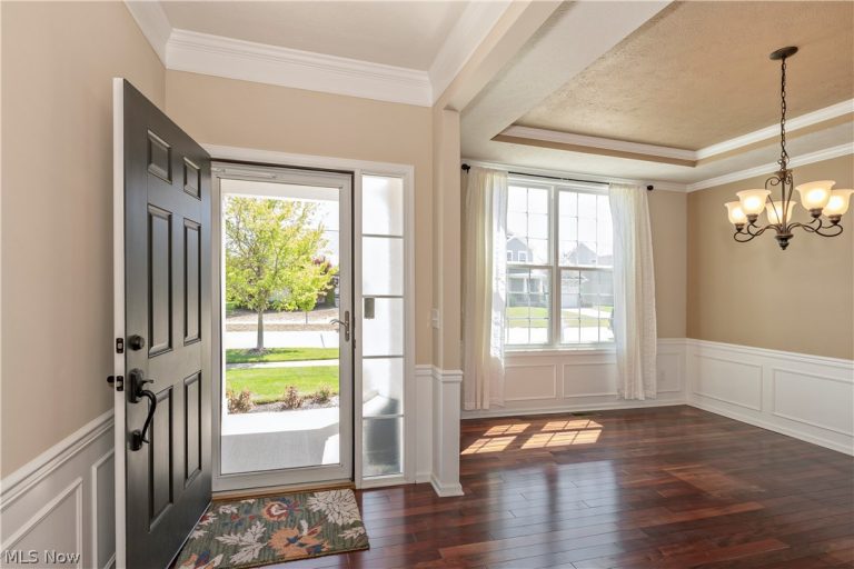 7940 Walcott Way, Mentor, OH - Photo 2