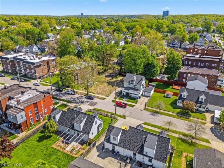 1477 114th Street, Cleveland, OH - Photo 5