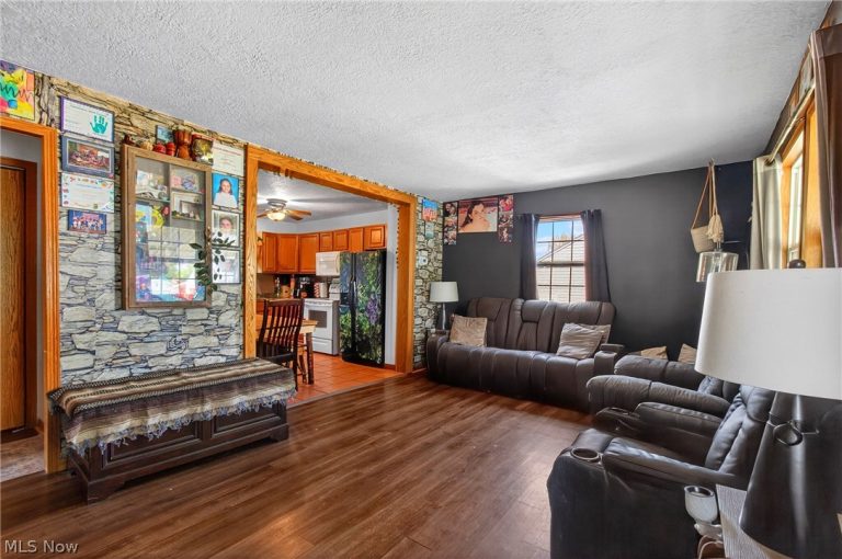 143 25th St., Massillon, OH - Photo 8