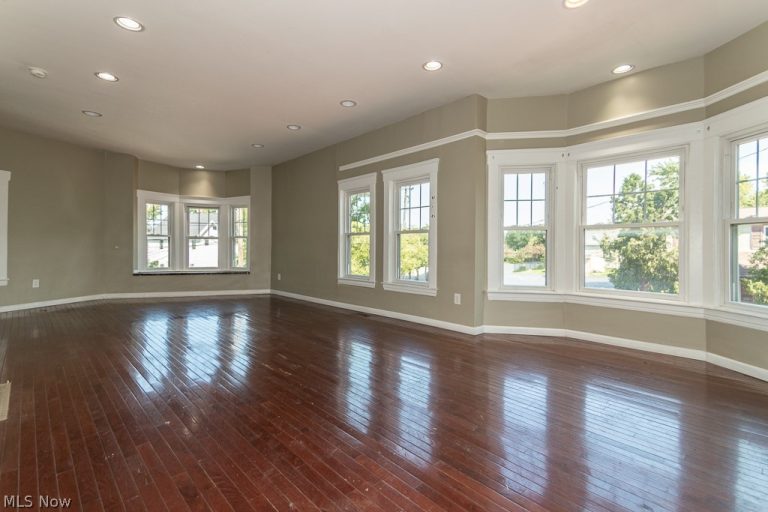 15416 Saranac Road, Cleveland, OH - Photo 4