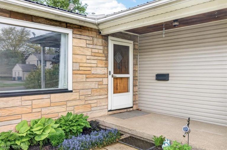 437 Wilson Avenue, Girard, OH - Photo 4