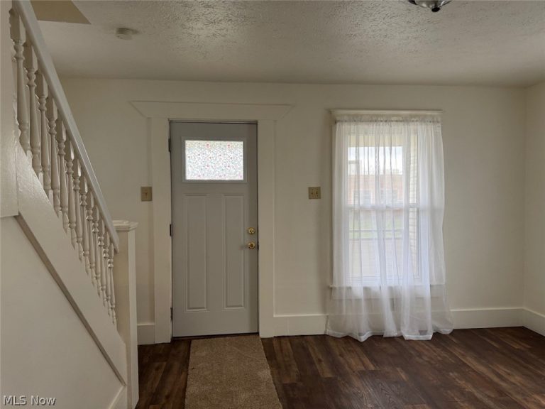 1009 Wilbeth Road, Akron, OH - Photo 6