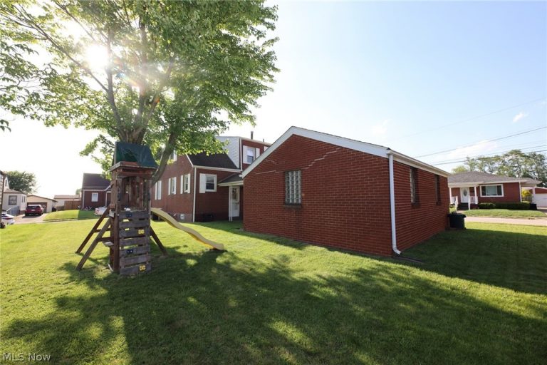 217 Oregon Ave., Weirton, WV - Photo 4