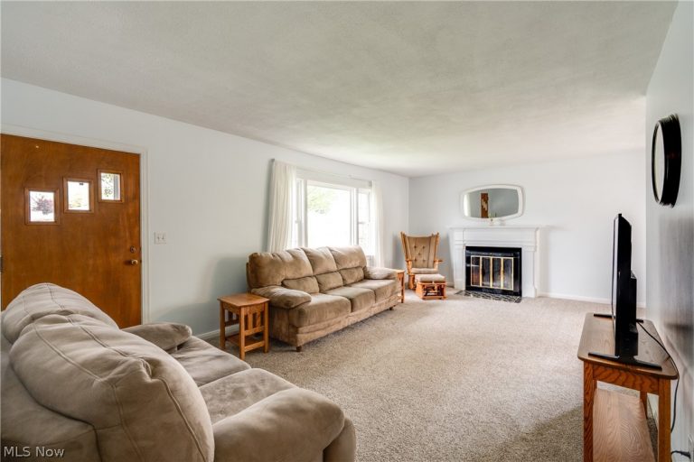 1114 Lincoln Avenue, Cuyahoga Falls, OH - Photo 3