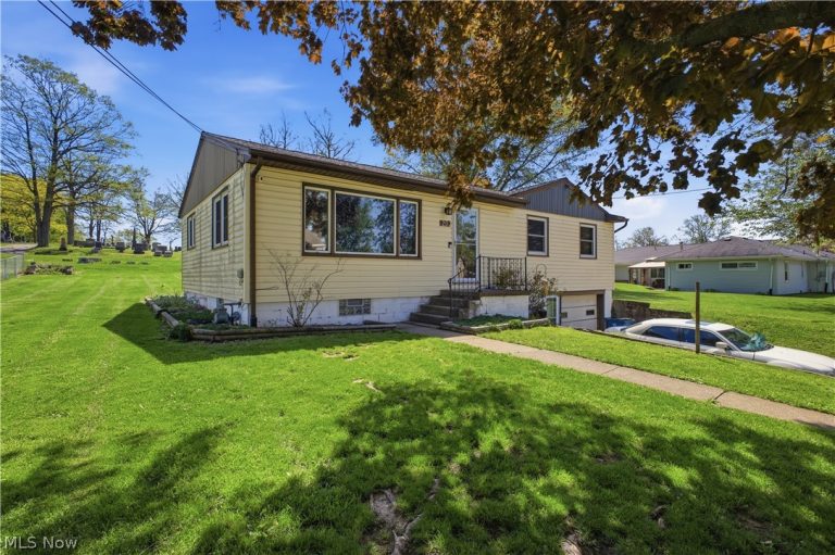 20 James Street, Columbiana, OH - Photo 3