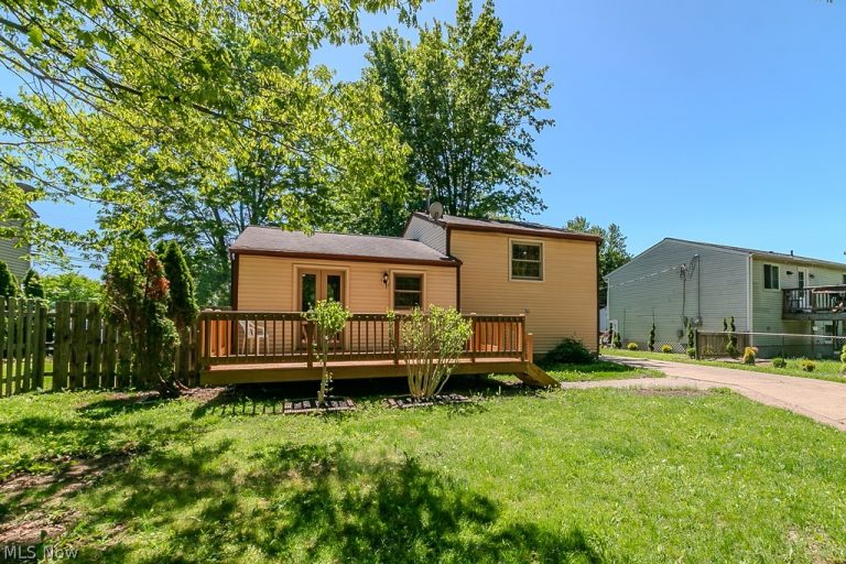615 Trailwood Drive, Painesville, OH - Photo 2