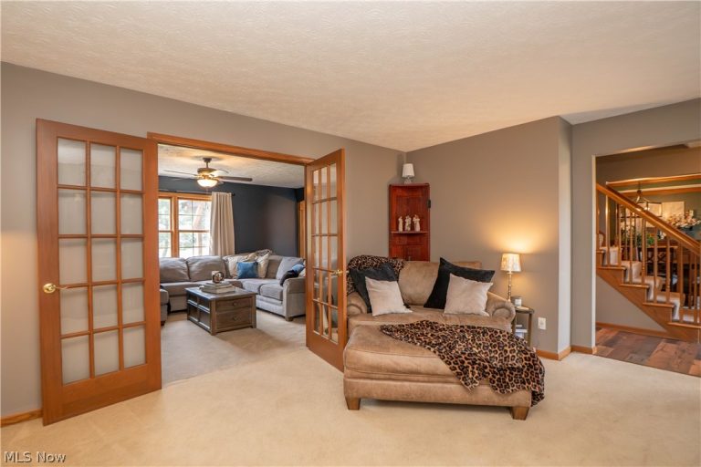 304 Rodeo Circle, Louisville, OH - Photo 8