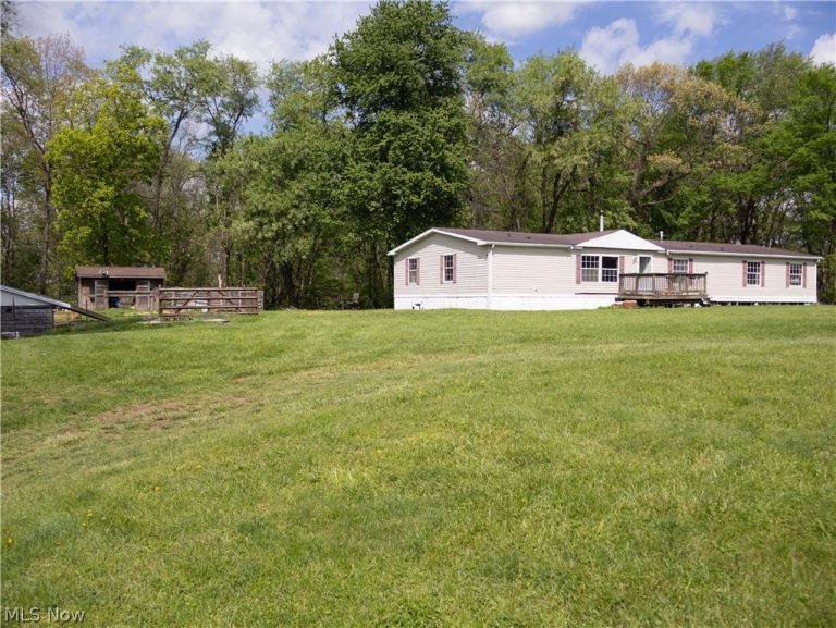 1170 Dillworth Road, East Liverpool, OH - Photo 3