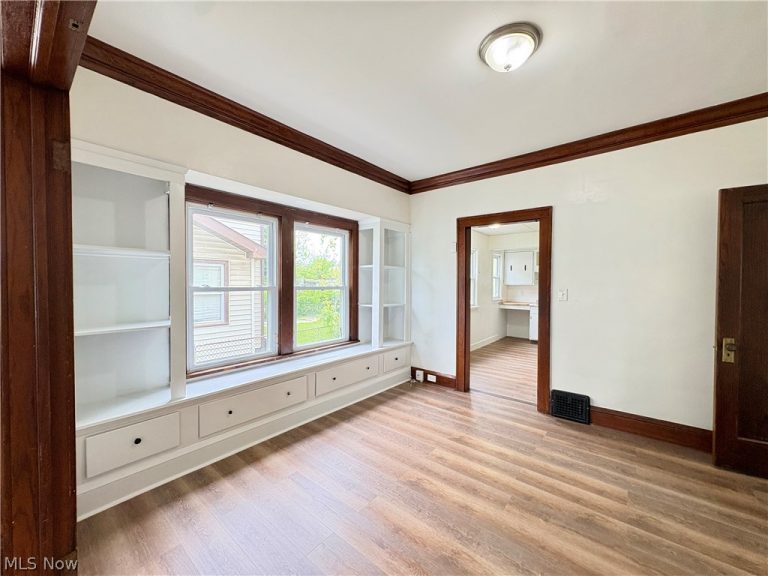 12013 Gay Avenue, Cleveland, OH - Photo 5