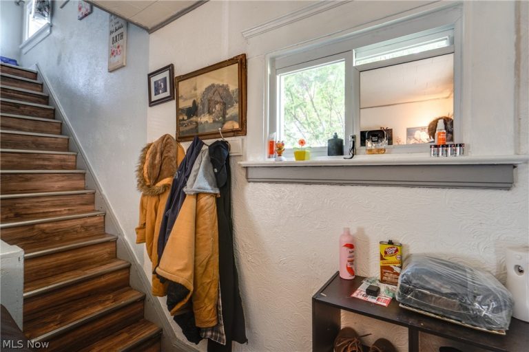 7800 Guthrie Avenue, Cleveland, OH - Photo 2