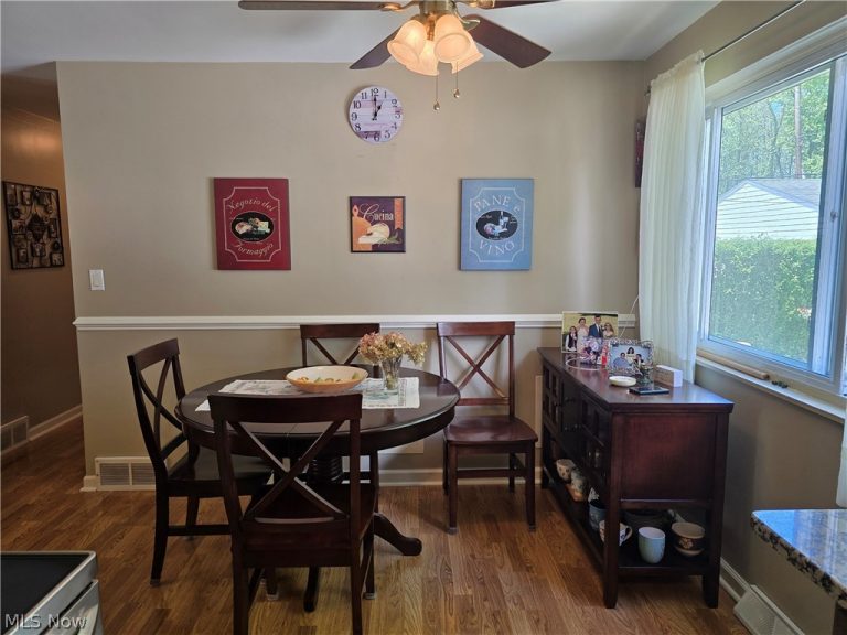 15021 Florence Drive, Maple Heights, OH - Photo 6