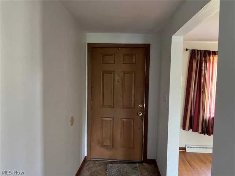 128 Grandview Drive, Wintersville, OH - Photo 6