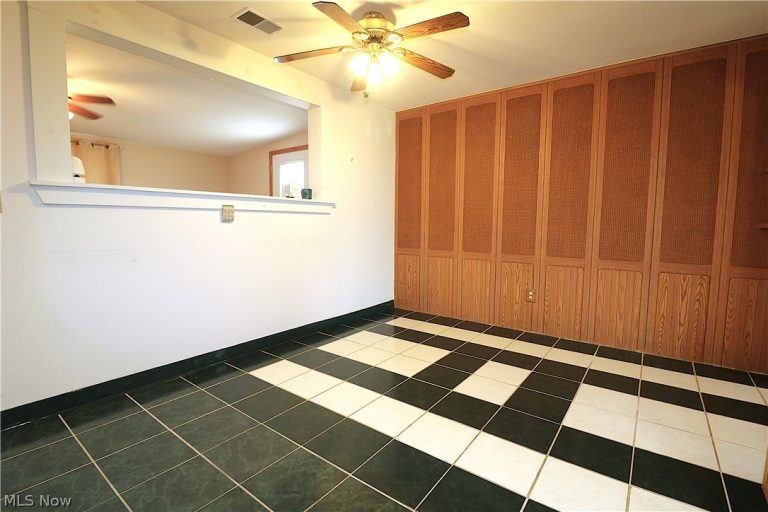28 Valley Park Drive, Norwalk, OH - Photo 6